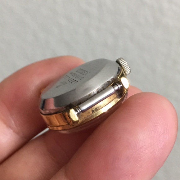 🖤Citizen wind-up small watch
